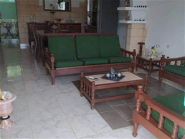 *$40 000euros o usd. En venta casa  en Guanabacoa, Reparto  Naranjo, con 2 garajes en bajo. - Img 67573139