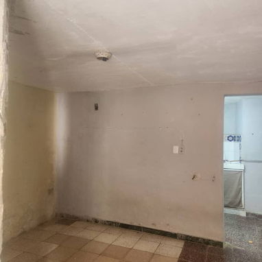 Ref# 73. Ofertaa en el casco histórico!! Apto en bajos frente de calle ideal para negocio!!!No lo deje pasar!!! - 9/9