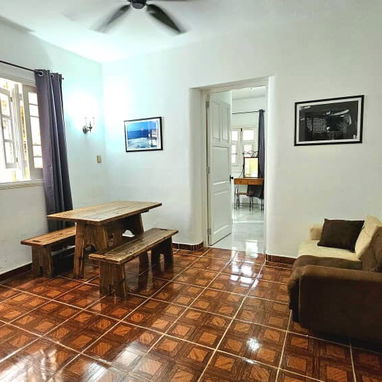 Olvida los apagones. Apartamento en el Vedado con respaldo energético 800 - Img 122273046