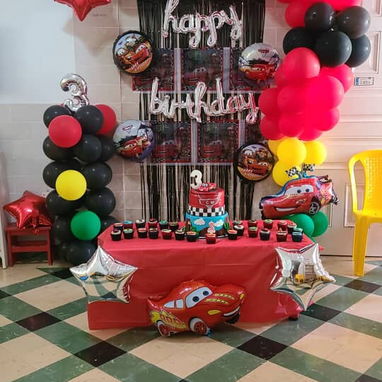 Si buscas decoraciones para cumpleaños somos Sueños Decorados Hecho con amor para tus celebraciones - 3/3
