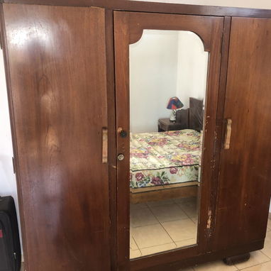 Muebles de madera. Juego completo - Img 108104330