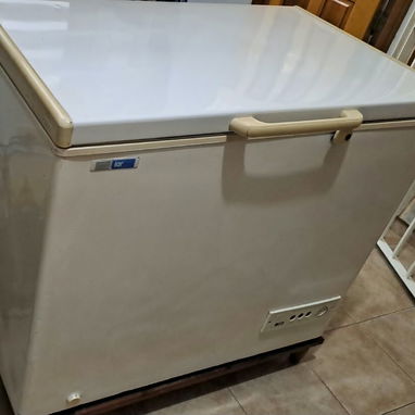 Freezer de uso. Buen estado!!! Enfría perfecto - 3/5