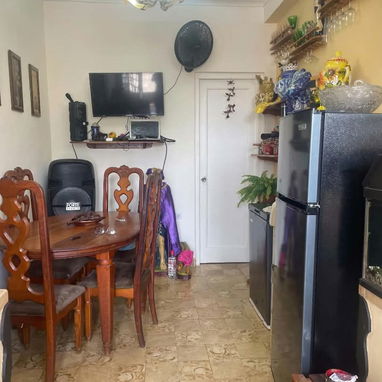 Apartamento con todo adentro incluida moto en santo Suárez es venta - 6/10