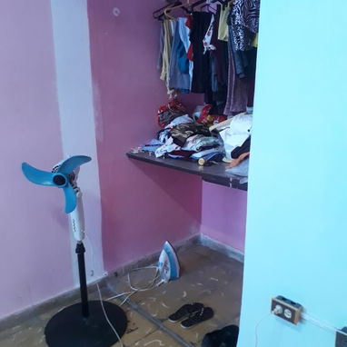 Vendo apartamento en Alamar micro x 6to piso, de sala grande ,balcón ,2 cuarto ,baño,cocina grande y patio . - Img 125505000