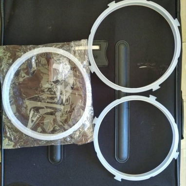 C VENDEN JUNTAS SILICONA BUENA,PARA OLLAS ELECTRICAS,DE PRESION DE PISTONES 18CM A 26CM. OLLAS REINAS DE 4 A 8 LITROS - Img 116472244