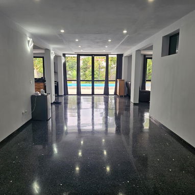 Casa grande con piscina en Siboney - Img 122130789