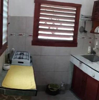 SE RENTA APTO INDEPENDIENTE (two rooms) A DOS CUADRAS DE LA PLAYA DE GUANABO. 58858577. SIN PISCINA - Img 98983959