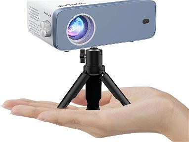 Mini proyector, VOPLLS 1080P Full HD compatible con proyector de video, proyector de cine en casa portátil 53828661 - Img 65953201