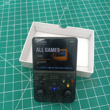 Consola de juegos retro portátil original R36S - Img 127333287