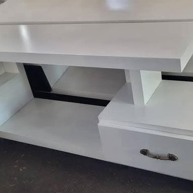 Mesitas de noche y multimuebles - 4/4