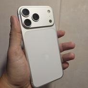 Iphone 17 pro max línea física!!! - Img 58277512