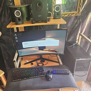 Vendo, se incluye la mesa - Img 124953314