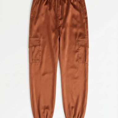 pantalones de mujer y chaleco de mezclilla - 10/10