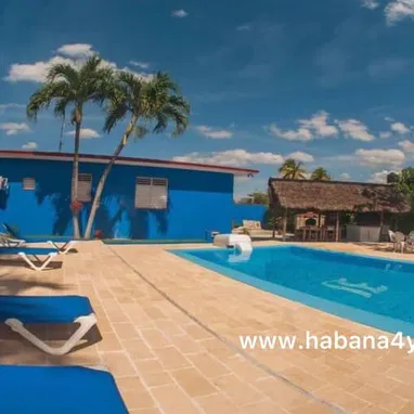 Casa con piscina con recirculación y ranchón en reparto Siboney,en renta ,  Playa,Habana +53 52 46 36 51 🐬🐬,  M - Img 89717491