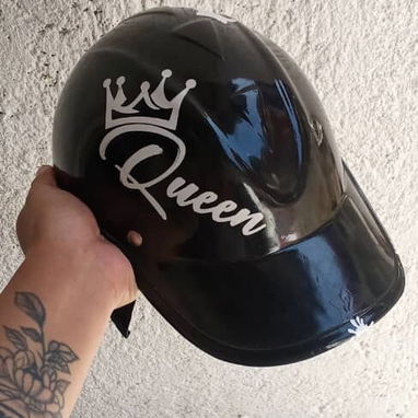 Tengo casco d moto 🪖 de diferentes modelos en 8,500 cup cada uno   Mensajería solo Habana   WhatsApp 58965337 - 3/10