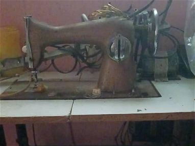 Maquina de coser - Img main-image-45677877