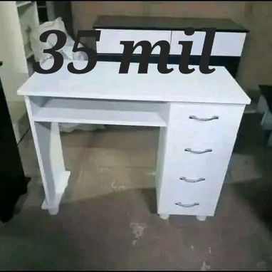 MESITAS DE UÑAS - Img 123350648