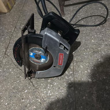 Sierra circular 90 USD es americana  110 y 220 volt, profesional Crafman - Img 124704963