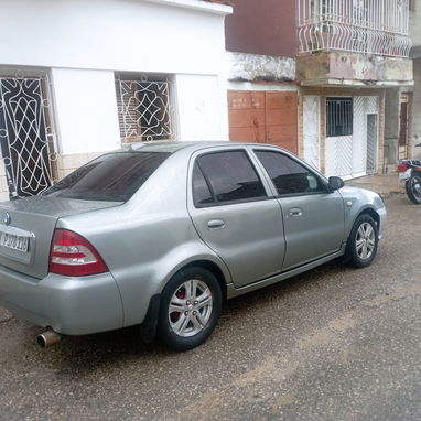 Vendo geely ck año 2014 papeles al día precio 8000 USD - Img 125255611