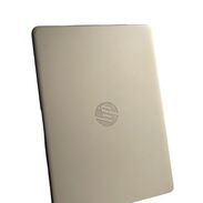 Se vende laptop HP con 8GB de RAM, Core i5 1135G7, 250 SSD - Img 45284993