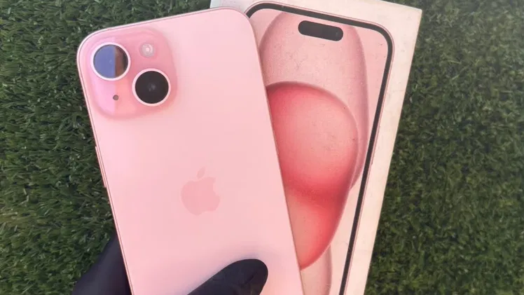 iphone-15-se-vende-o-se-cambia-por-iphone-menor-y-en-plaza-la-habana