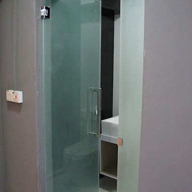Puertas batientes en cristalería de lujo - 5/6