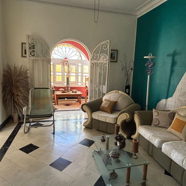 CASA ESTILO AMERICANO EN VENTA📍MUNICIPIO PLAYA CERCA DE CAFE FM DE 19 PARA ABAJO 60MIL USD CON AJUSTE EN PERSONA - 3/5
