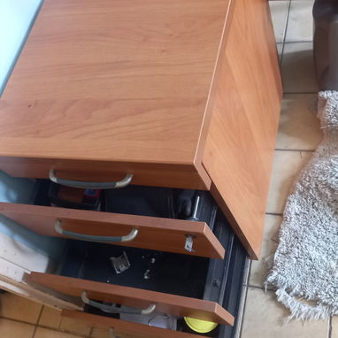 Gavetero con ruedas - 2/3