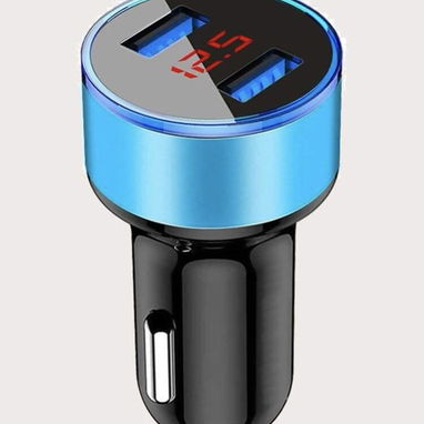 Cargador de coche y lector de voltaje (ambas cosas en 1) tiene dos puertos usb, uno de ellos es 3.0 va al encendedor!! - 2/10