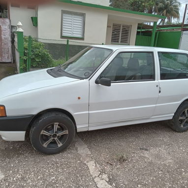 Fiat Uno Italiano Diesel, con piezas de repuesto, precio negociable - 5/10