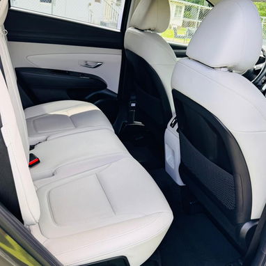 Vendo o negocio, Hyundai Tucson, 2025 con 2800 km nada más - Img 115034827