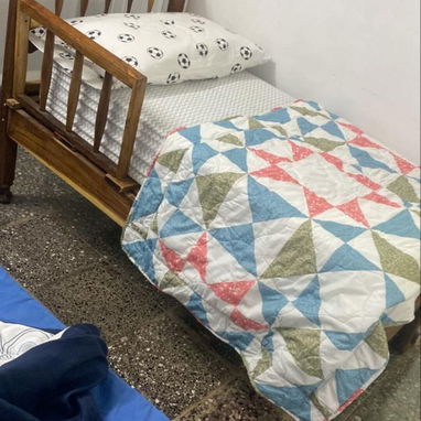 Cama tamaño cuna sin colchón - Img 119466258