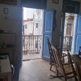Vendo apartamento horizontal en la zona Catedral a una cuadra del Museo de la Revolución, a dos de la Iglesia del Angel - Img 124844062