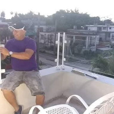 De todo en carpintería y cristal - Img 125973204