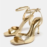 Sandalias de tacón altos✨/ tacones marca ZARA - Img 55847392