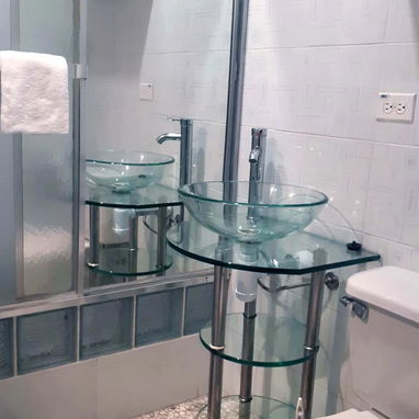 RENTA de apartamento moderno con vista al mar en Vedado - Img 121551779