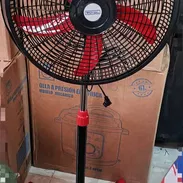 *Ventilador de pedestal 18"Marca ROYAL - Img 55647220