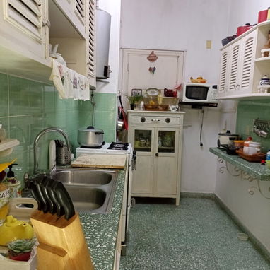 SE VENDE ESPECTACULAR APARTAMENTO EN EL VEDADO - 5/10