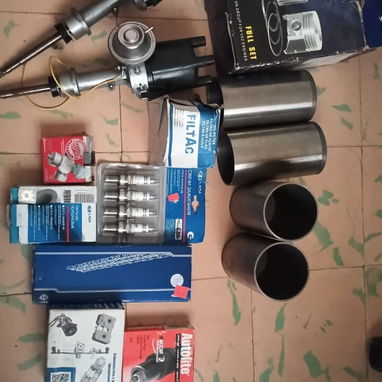 vendo todas estas piezas de lada nuevas, no conozco de precios asi q escucho ofertas al whatsapp - 6/6