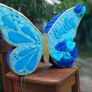 Piñatas, carteles, toppers, bases para dulces y más - 8/10