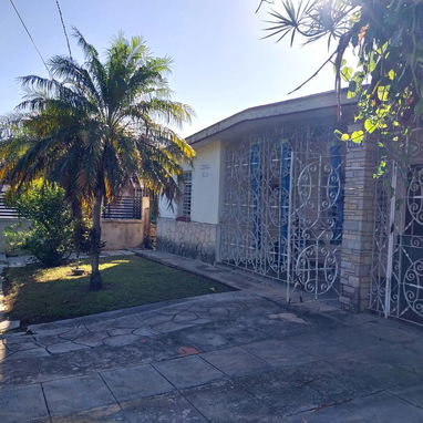 Casa independiente en fontanar, 3/4, garage y patio. 350m² - Img 118563139