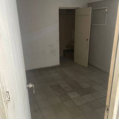 Apartamento de 3 cuartos  en 13 y 12 , Vedado. - Img 112357079