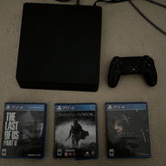 Vendo ps4 slim 3 discos - Img 55942936