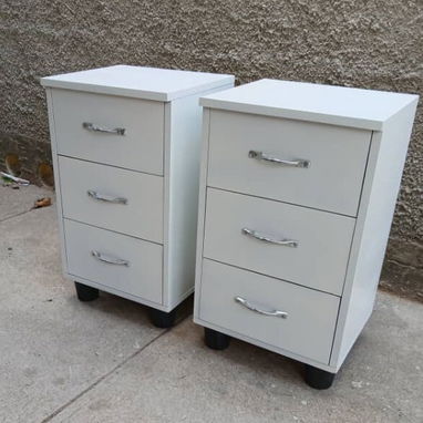 Multimuebles,mesitas de noche, escaparates personales,estantes, escaparates matrimonial con espejo - 3/8