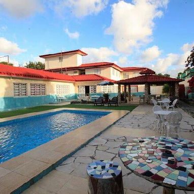 casa de renta de lujo con piscina + 100 usd x habitacion +5363688945 - Img 101966525