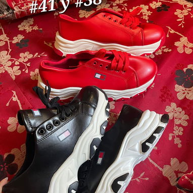Tenis en Venta, varios modelos - Img 118379276