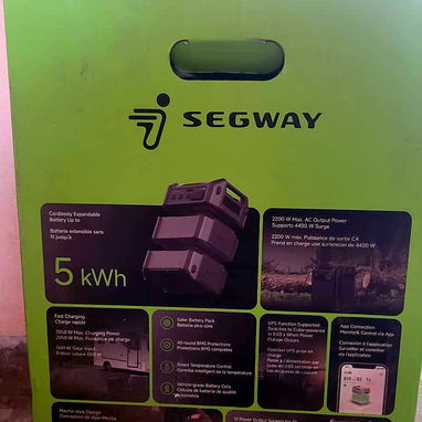 Segway Estación de Energía Portátil Cube 2000, Salidas AC de 2200W, Batería LiFePO4 de 2048Wh - Img 124108508