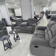 Juego de Sala 3-2-1 de tela gris con portavasos (el portavasos se levanta y hace la tercera plaza) 2100 USD - Img 58487812