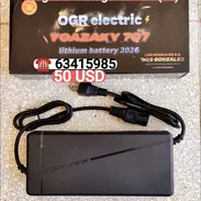 ⭐⭐Cargador inteligente 72v (5a) para moto eléctrica...nuevo en caja - Img 55141813