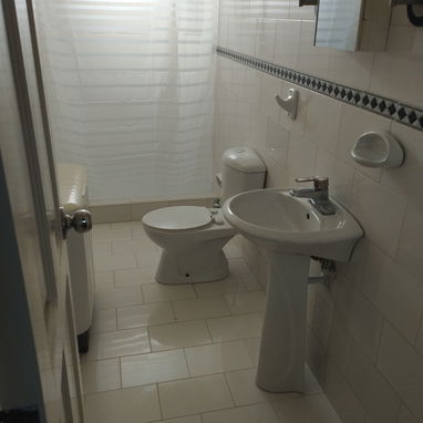 Se renta apartamento independiente en 36 y 39, Playa- 200 USD - 4/5